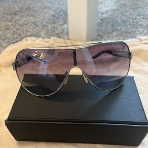 Armani exchange sunglasses used but still good hence price